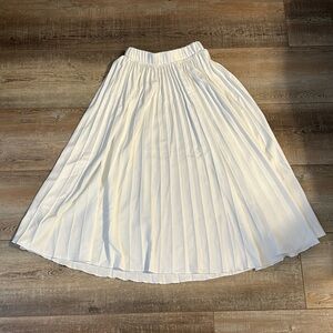 White pleated midi skirt